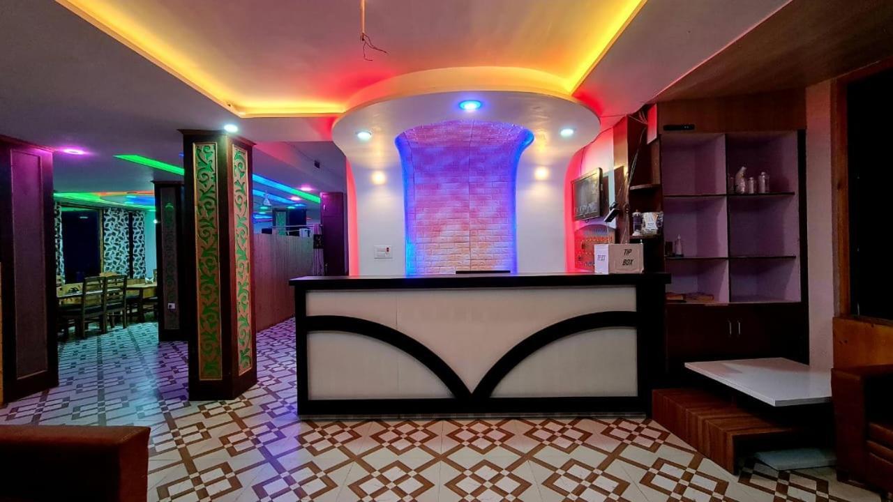 Hotel D Indian Kargil Buitenkant foto