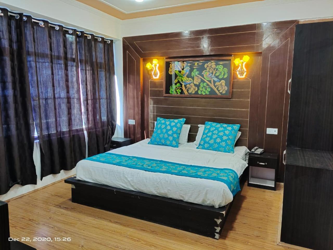 Hotel D Indian Kargil Buitenkant foto